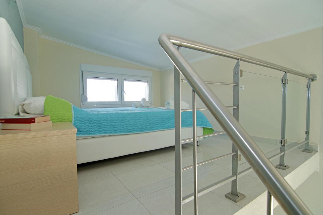 Mavridis Rooms 2 Nikiti  Exterior photo