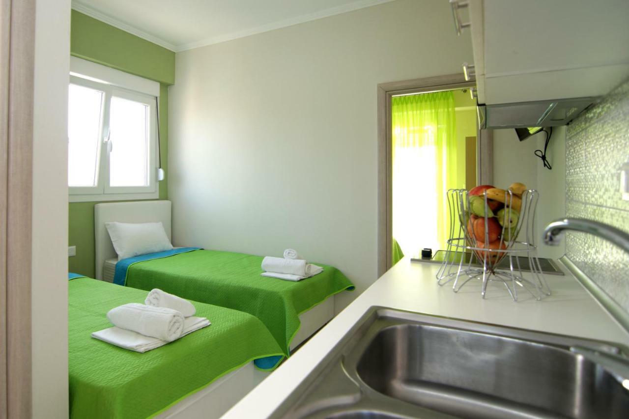 Mavridis Rooms 2 Nikiti  Exterior photo